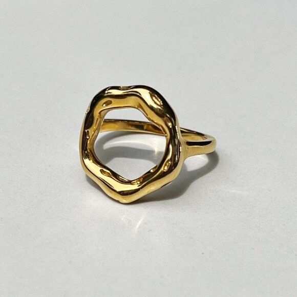 New! “Sophia” Gold Circle Ring - Picture 1 of 2